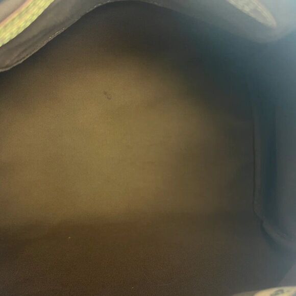 Louis Vuitton Monogram Speedy 30 - Picture 10 of 13